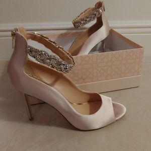 Jewel Badgley Mischka shoes